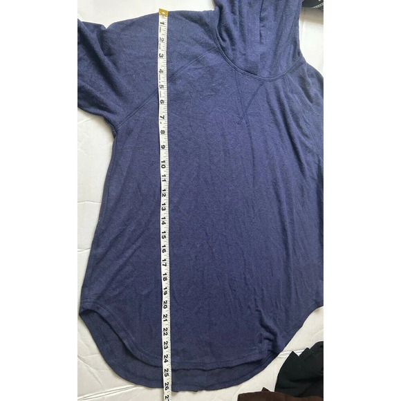 NWT BP Women's Blue Long Sleeve Lounge top Hooded Size M - Picture 6 of 6
